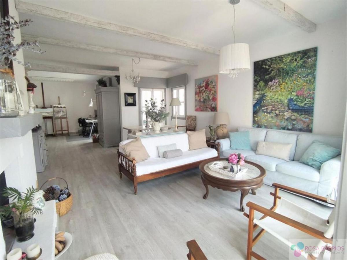 For sale of apartment in Puerto Banús