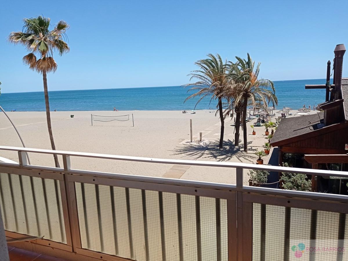 For sale of apartment in Estepona