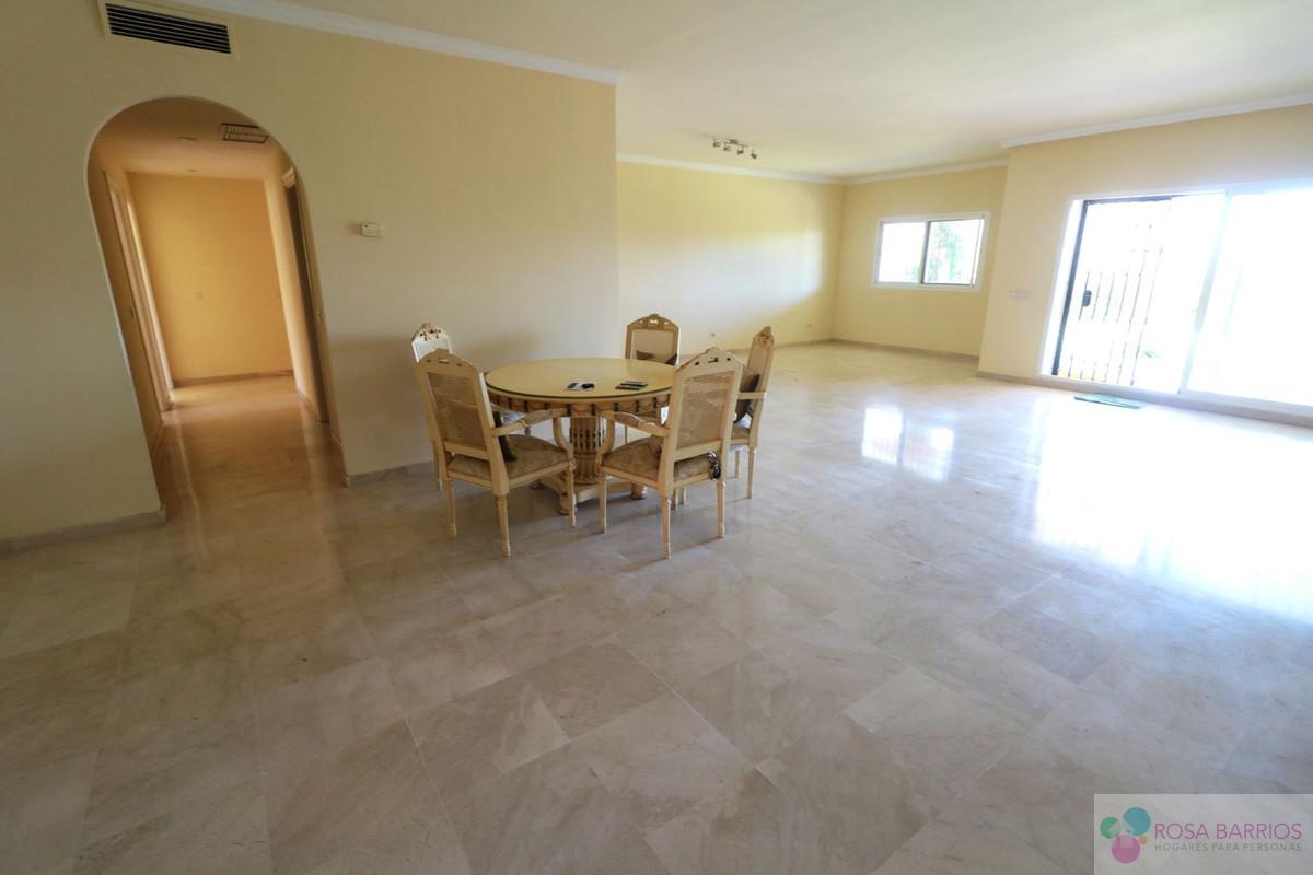 Zu verkaufen von appartement in
 Estepona