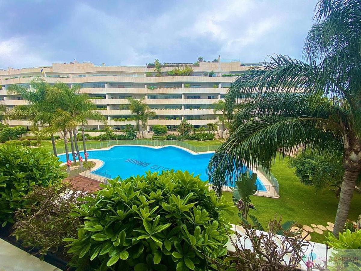 Venta de apartamento en Puerto Banús
