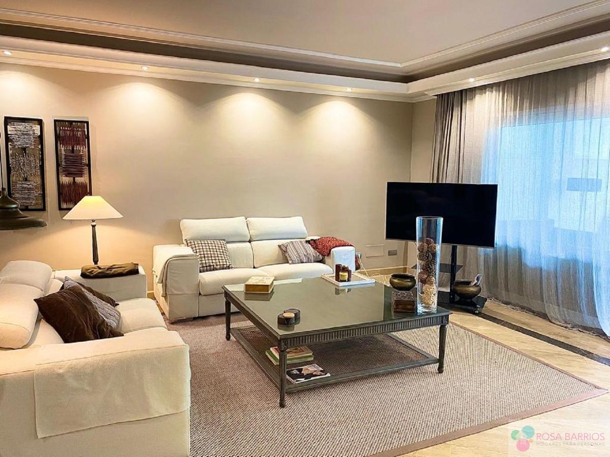 Venta de apartamento en Puerto Banús