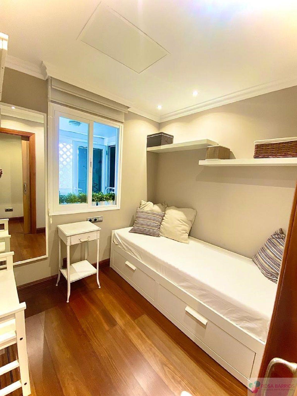 Venta de apartamento en Puerto Banús