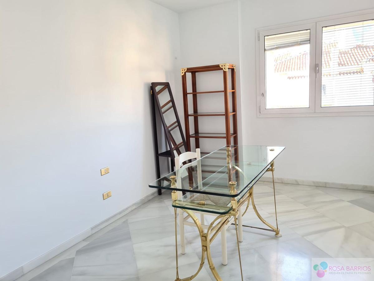 For sale of apartment in Marbella