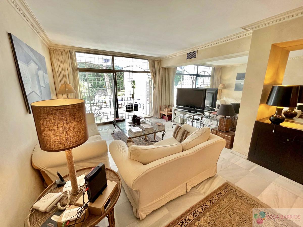 Venta de apartamento en Puerto Banús