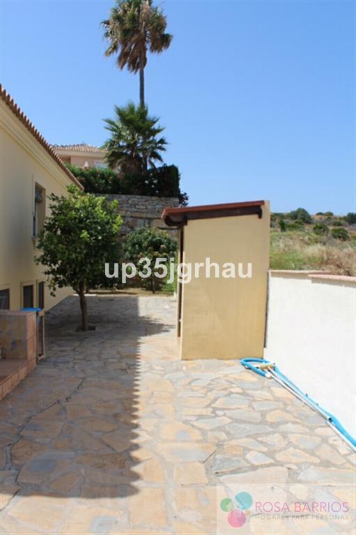 Venta de villa en Estepona