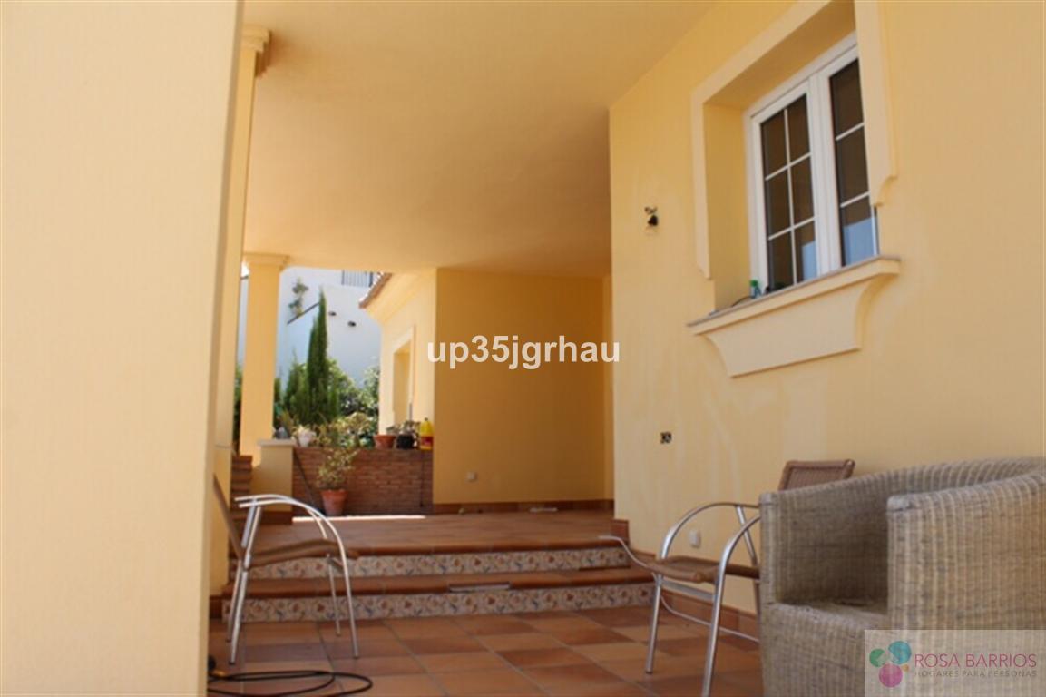 Venta de villa en Estepona