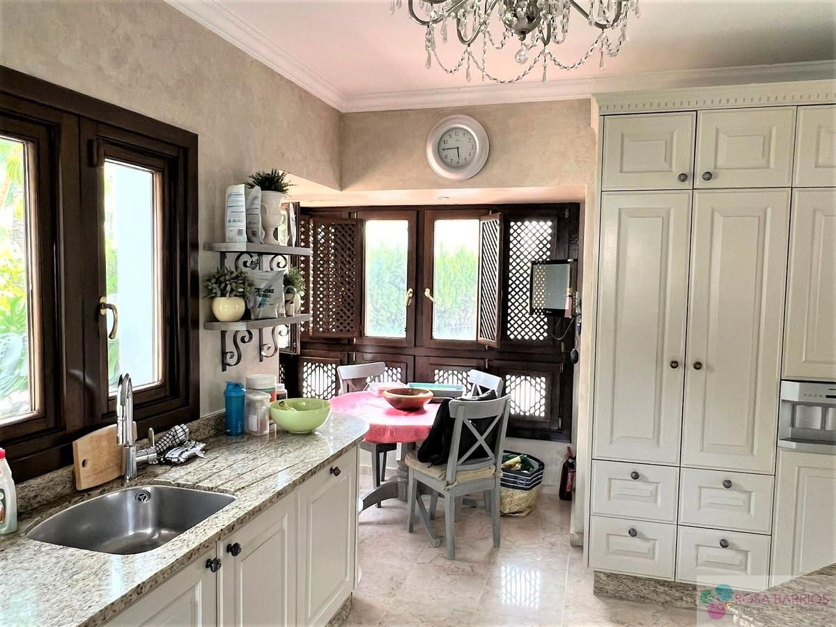 For sale of villa in Marbella