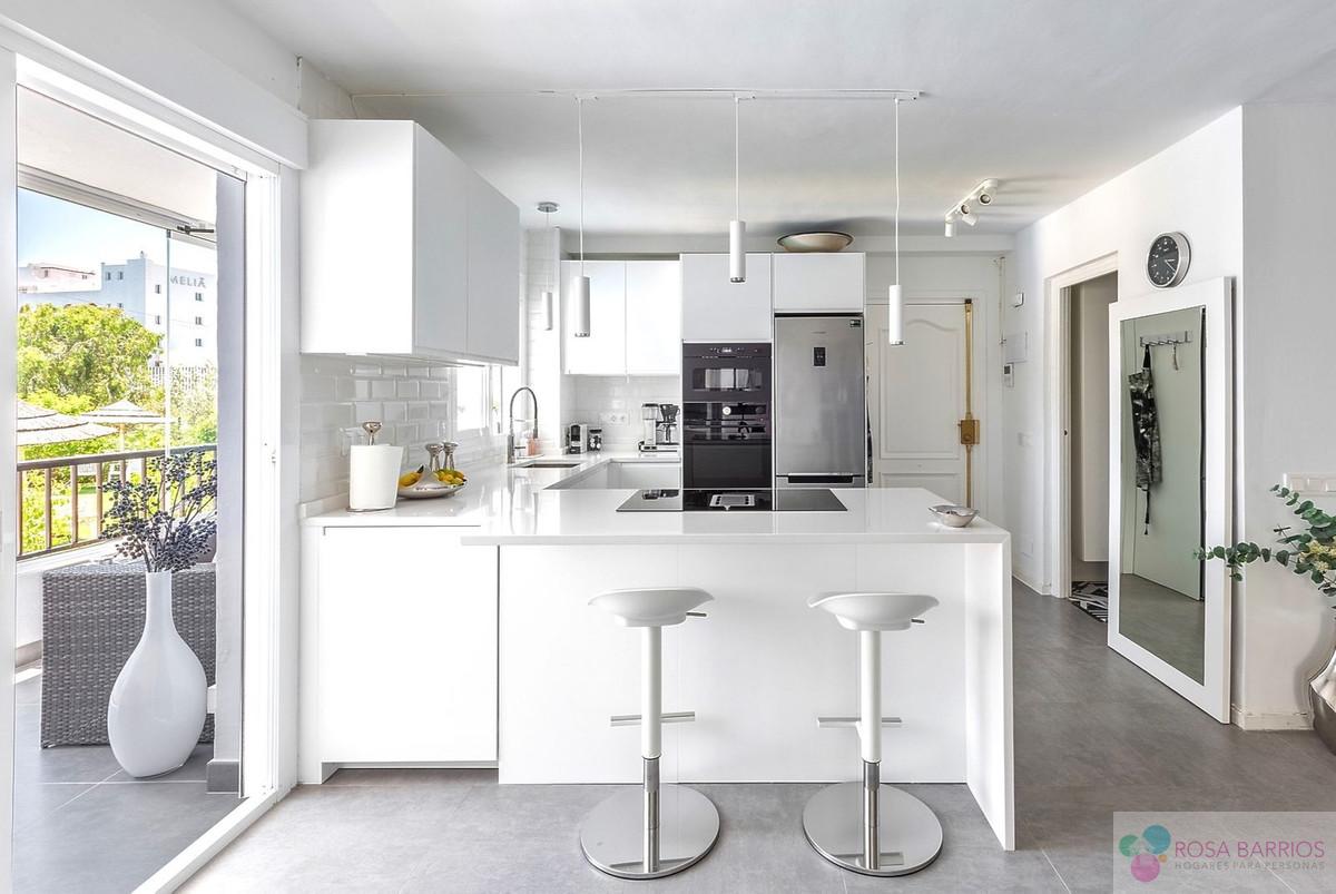 For sale of apartment in Puerto Banús