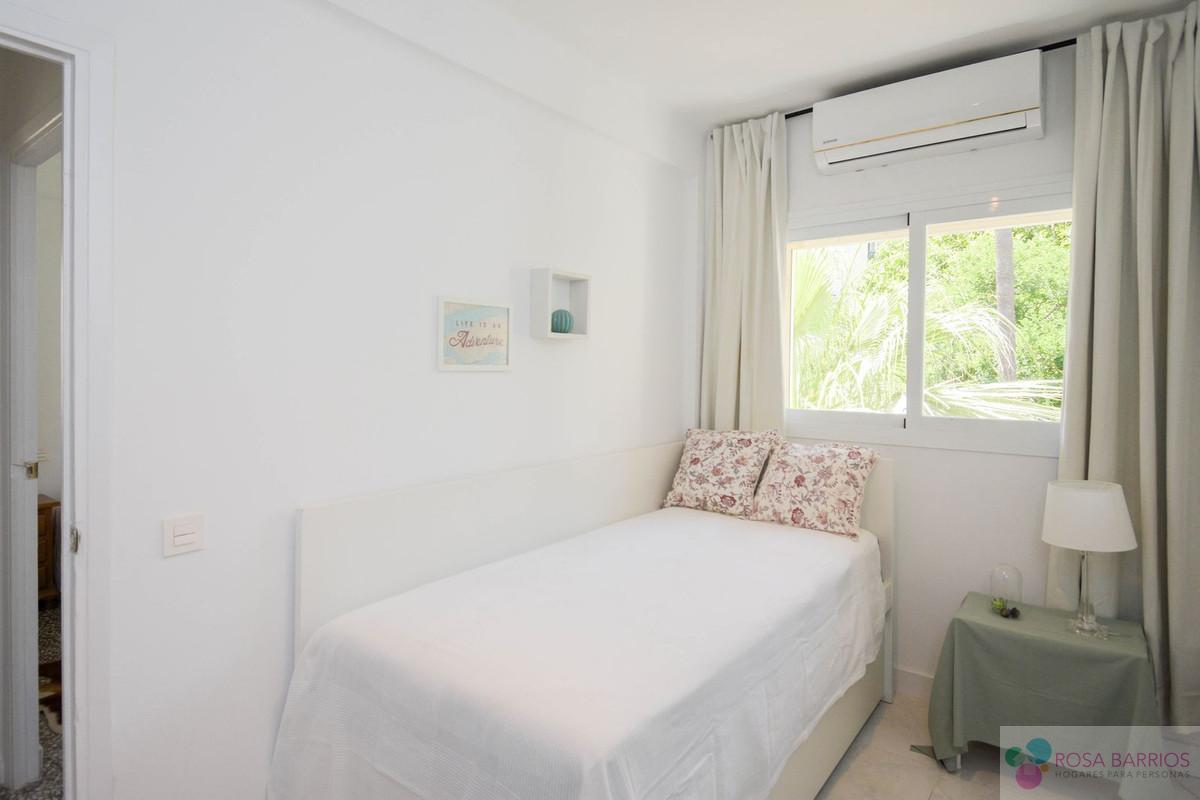 For sale of apartment in Marbella