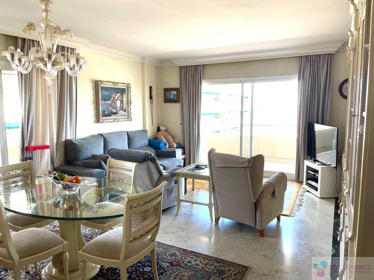For sale of apartment in Puerto Banús