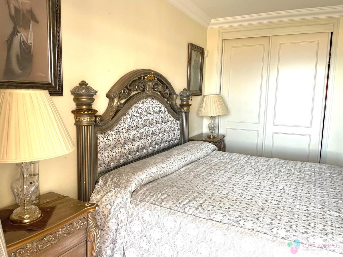 For sale of apartment in Puerto Banús