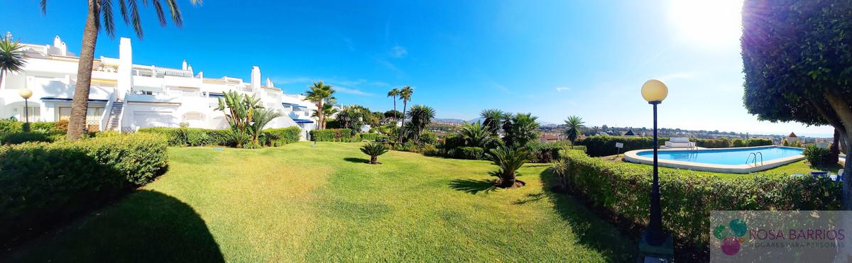 For sale of apartment in Estepona