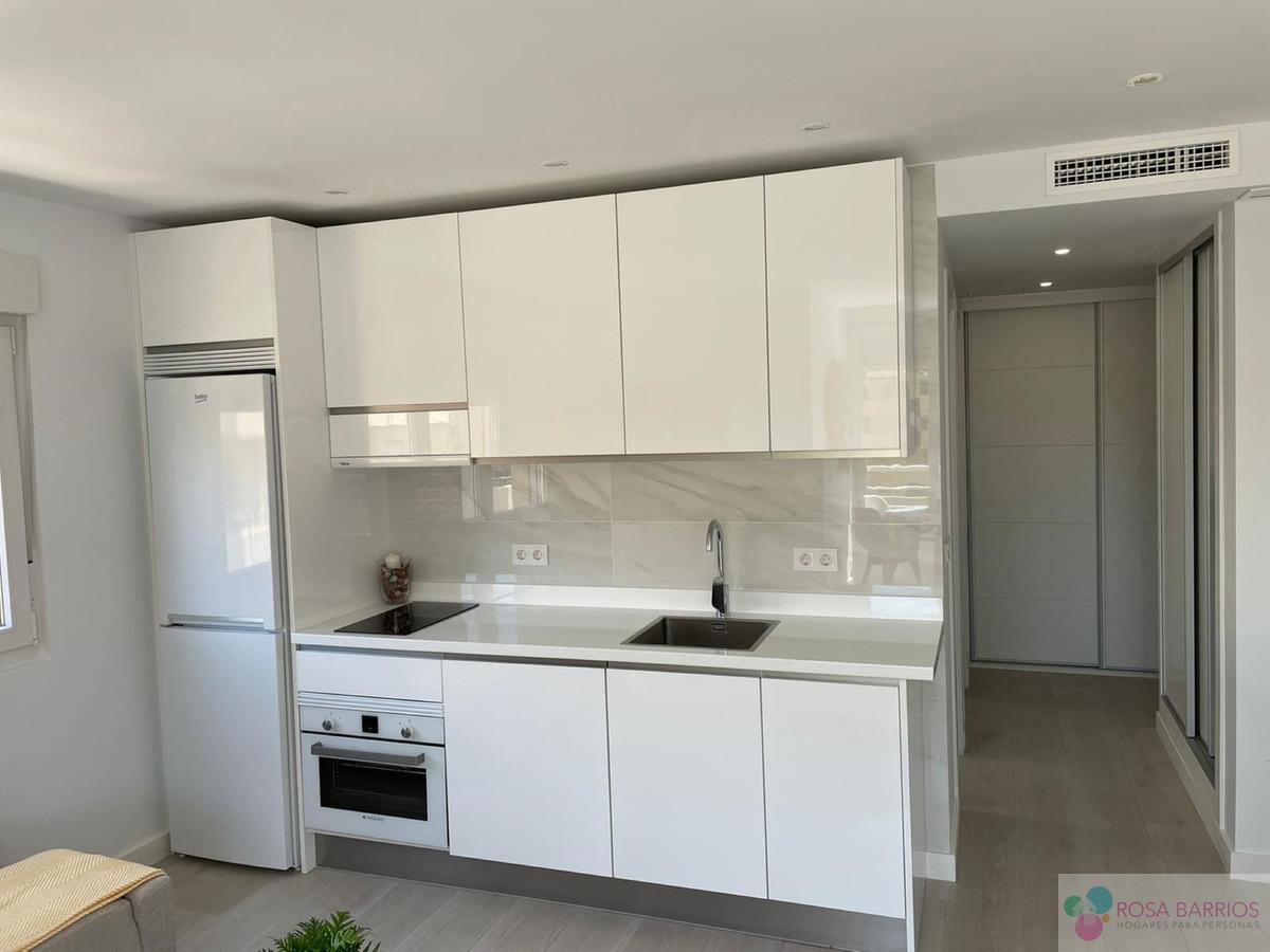 For sale of penthouse in Marbella