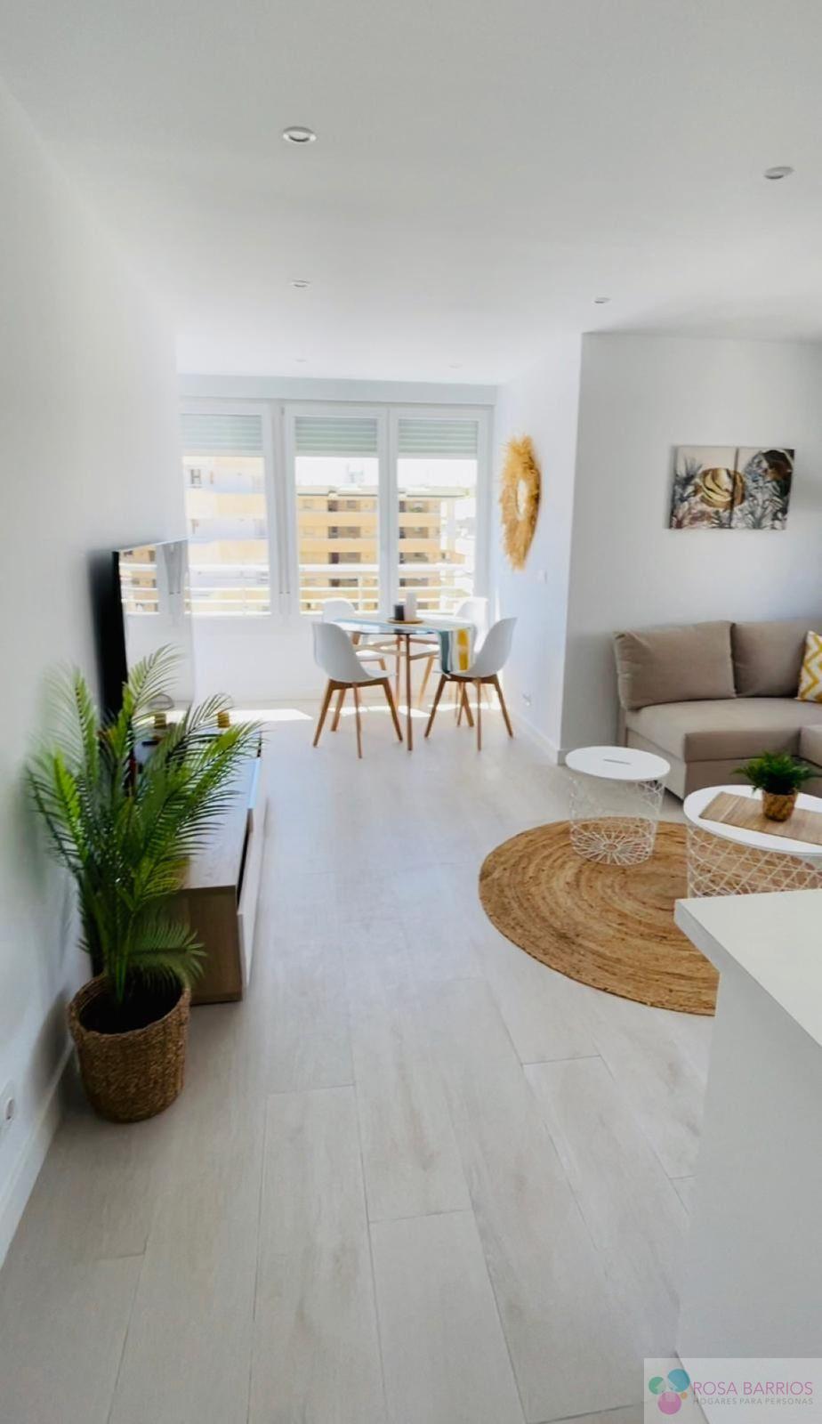 For sale of penthouse in Marbella