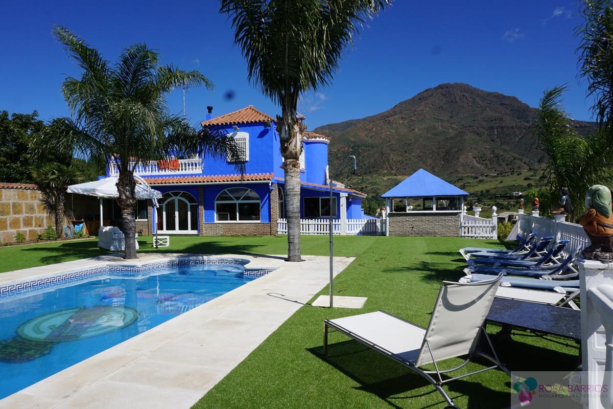 Venta de villa en Estepona