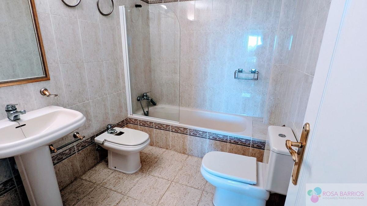 For sale of apartment in Estepona