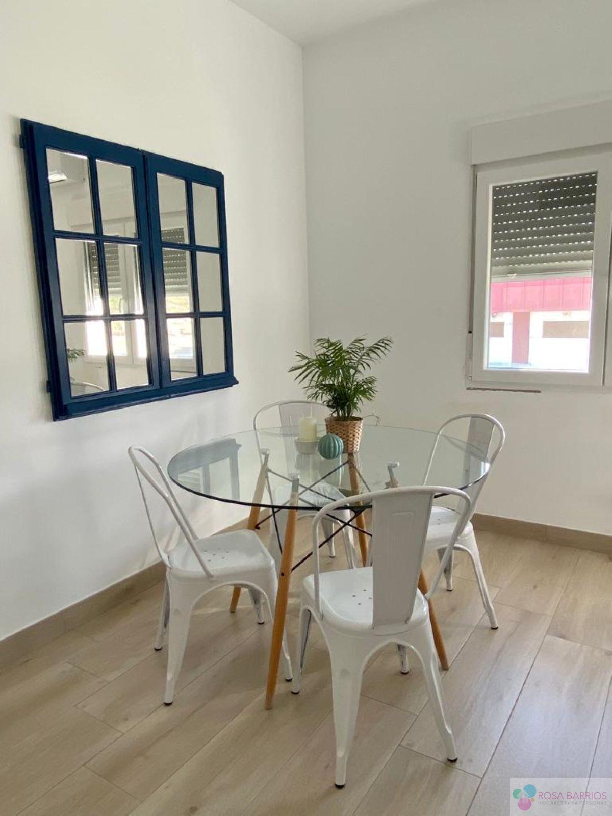 For sale of villa in Estepona