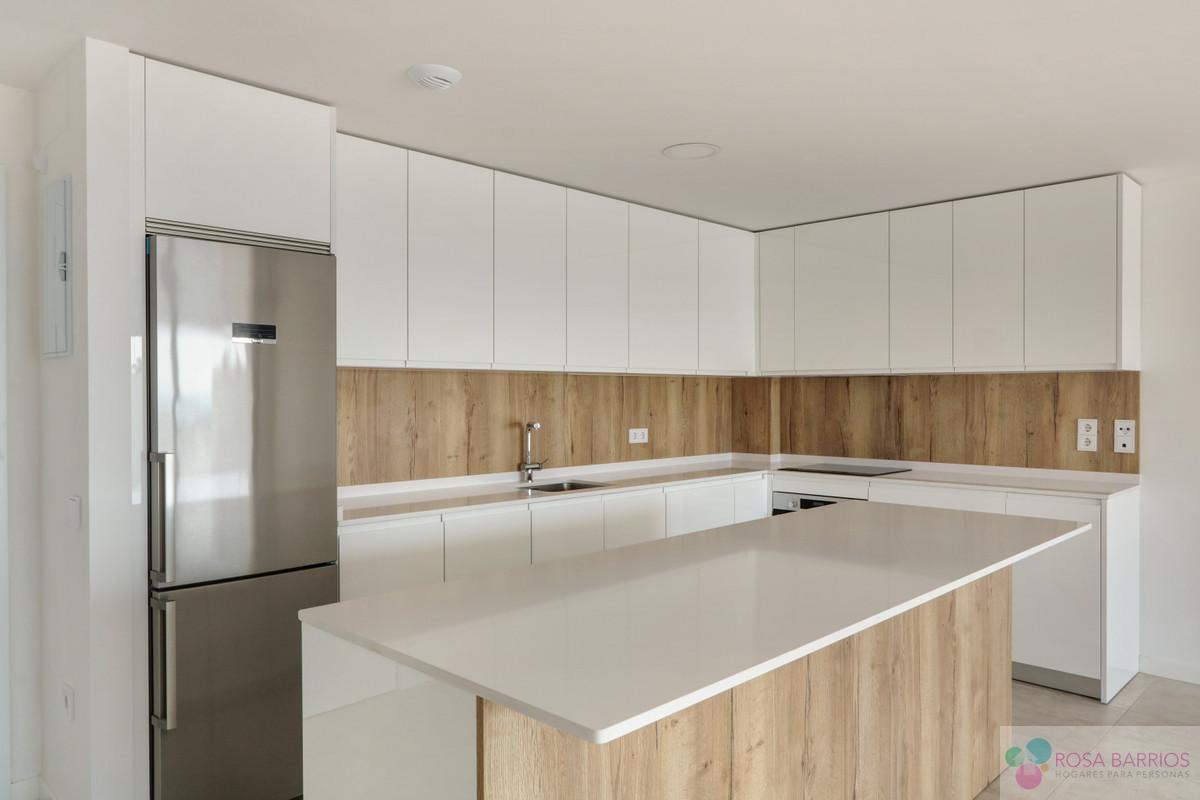 For sale of apartment in Estepona