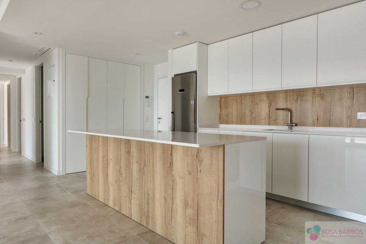 For sale of apartment in Estepona