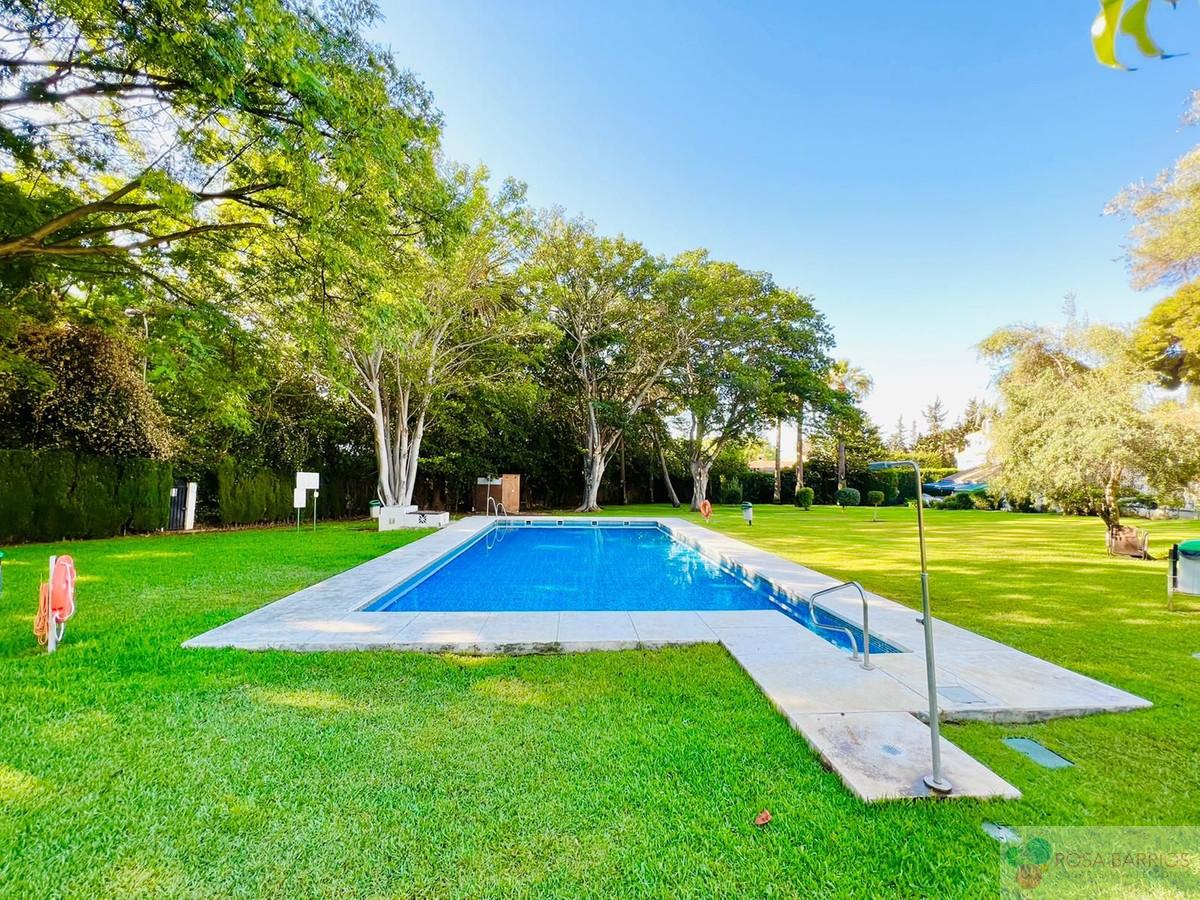 Zu verkaufen von villa in
 Nueva Andalucía