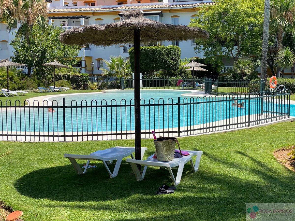 For sale of apartment in Puerto Banús