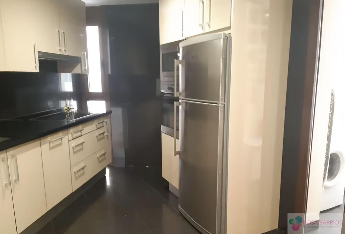 For sale of apartment in Estepona