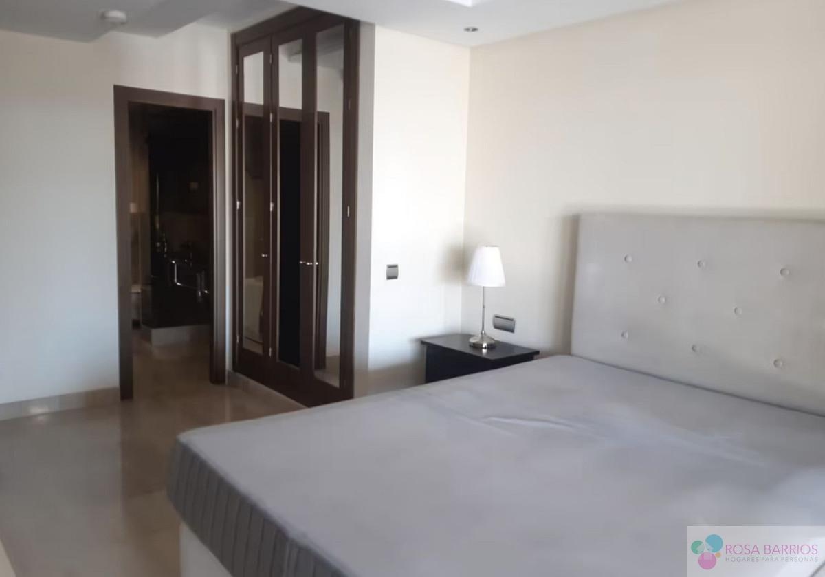 For sale of apartment in Estepona