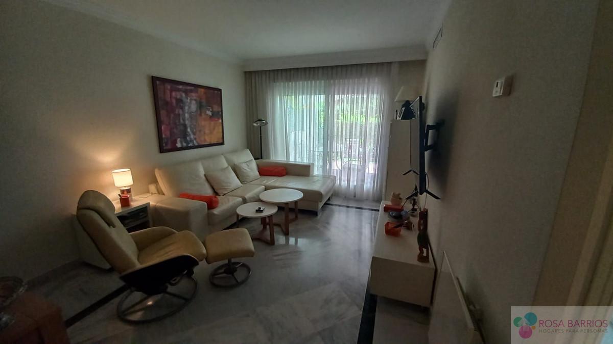 For sale of apartment in Puerto Banús