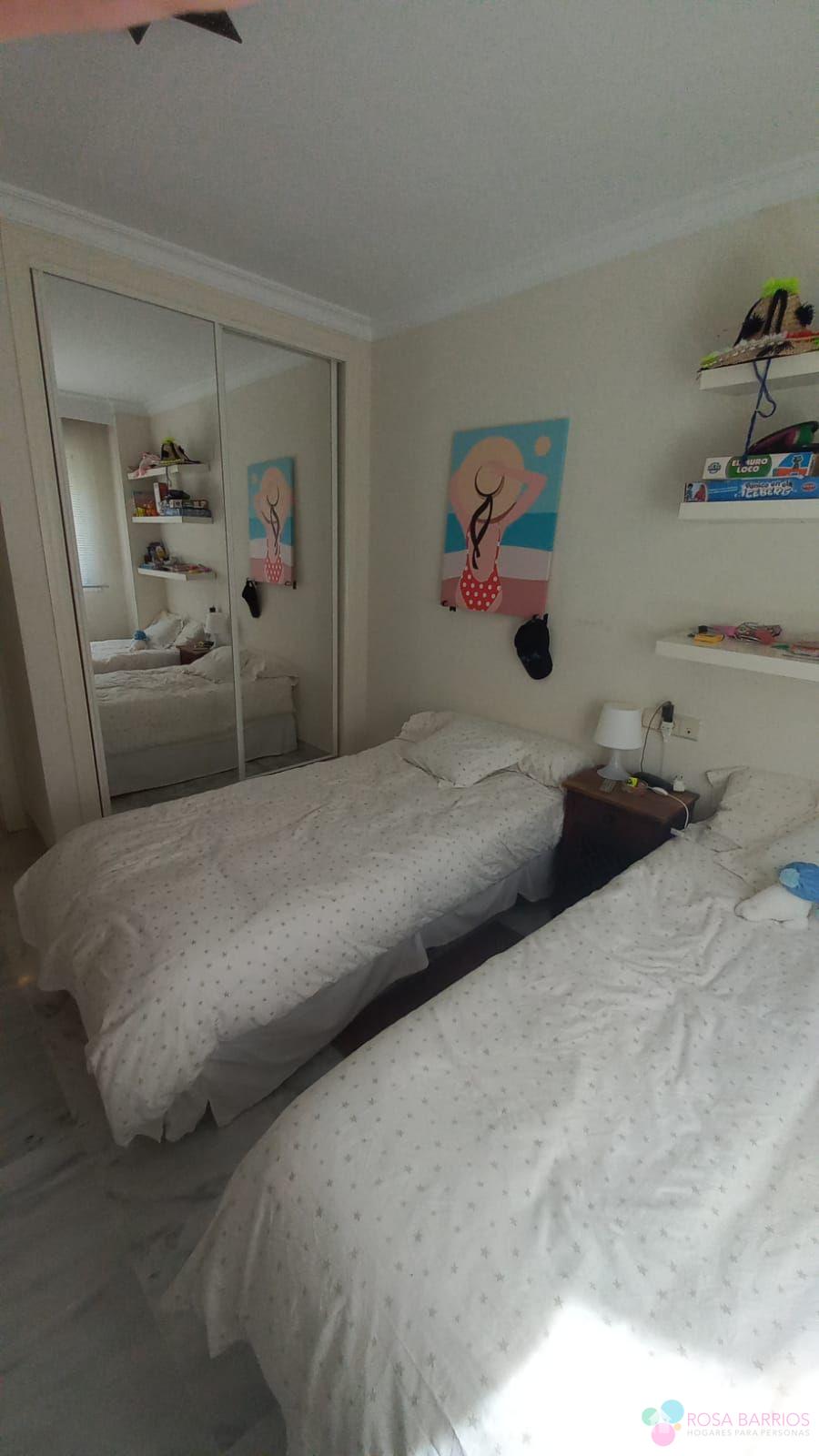 For sale of apartment in Puerto Banús