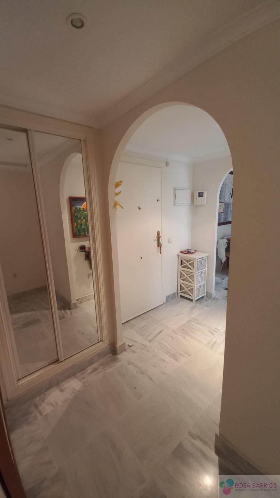 For sale of apartment in Puerto Banús
