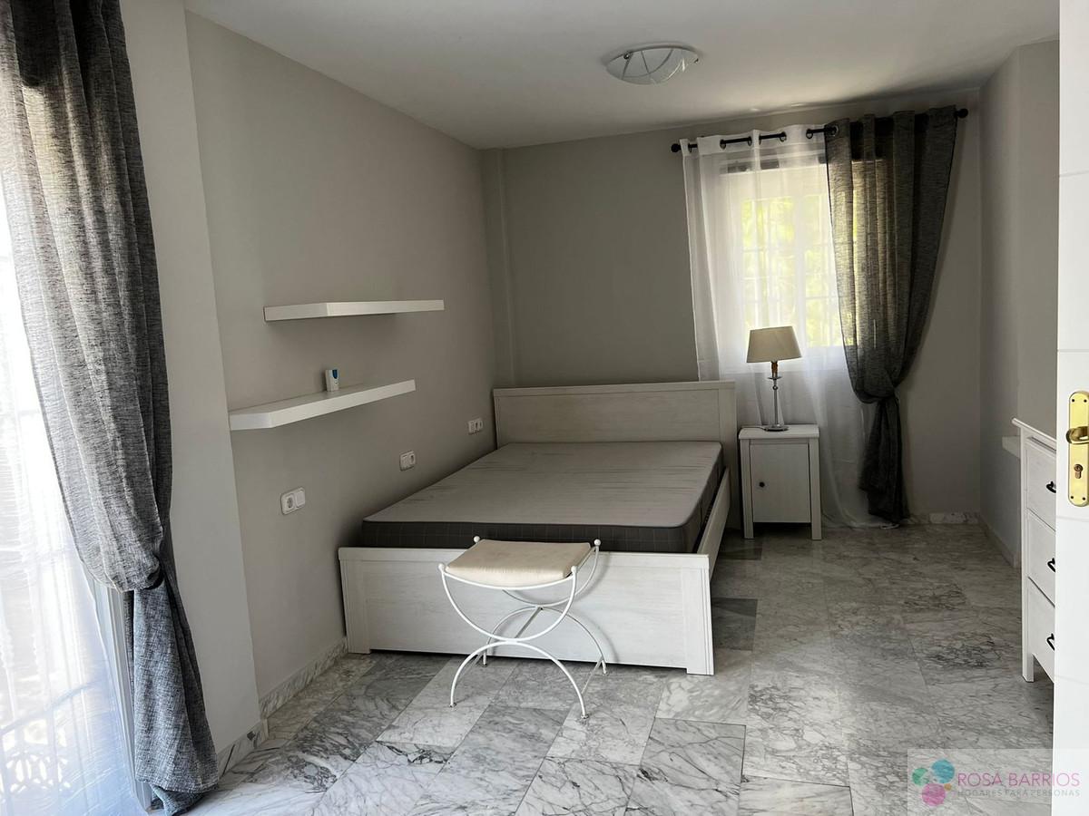 Venta de villa en Nueva Andalucía