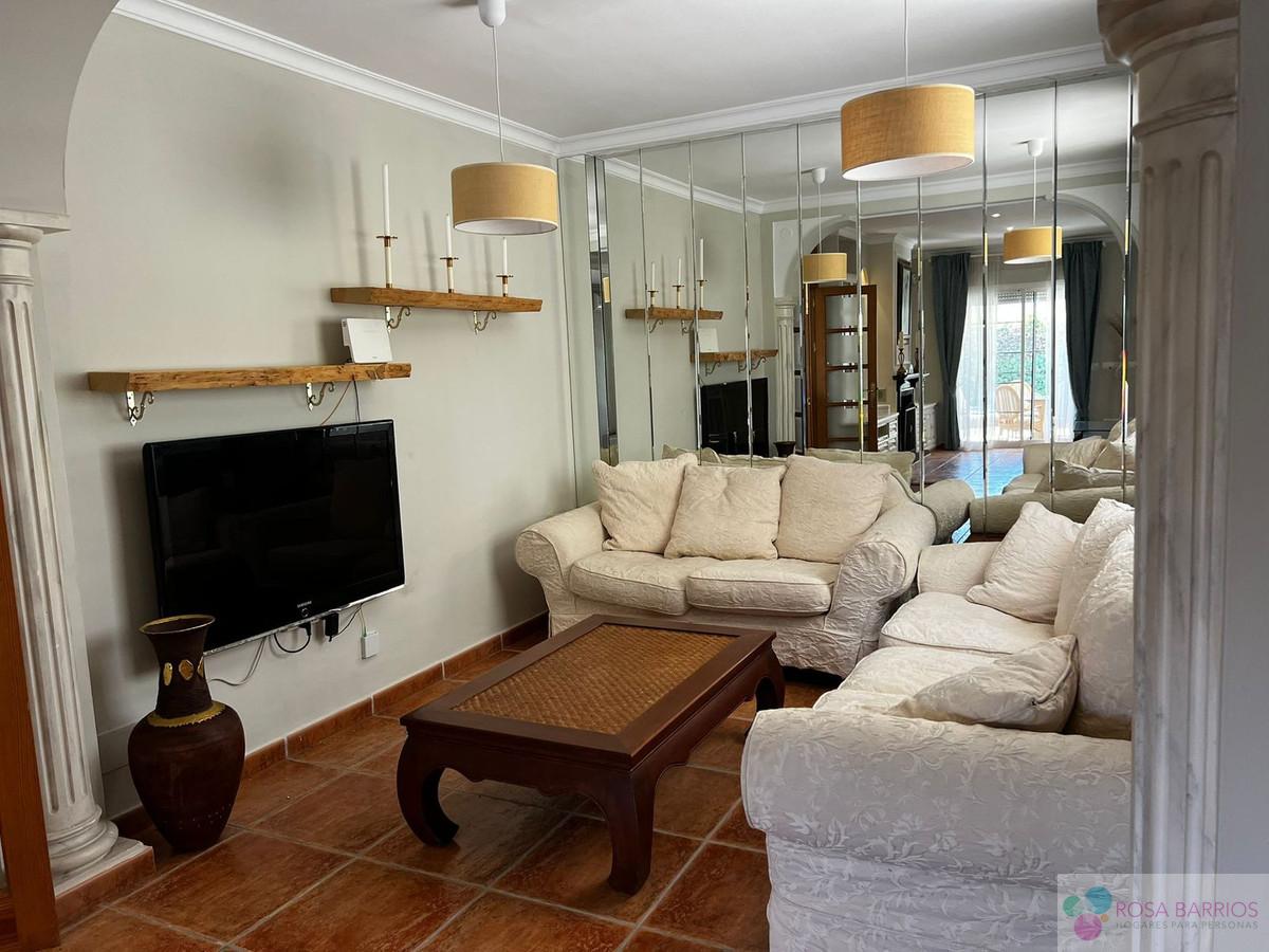 Venta de villa en Nueva Andalucía