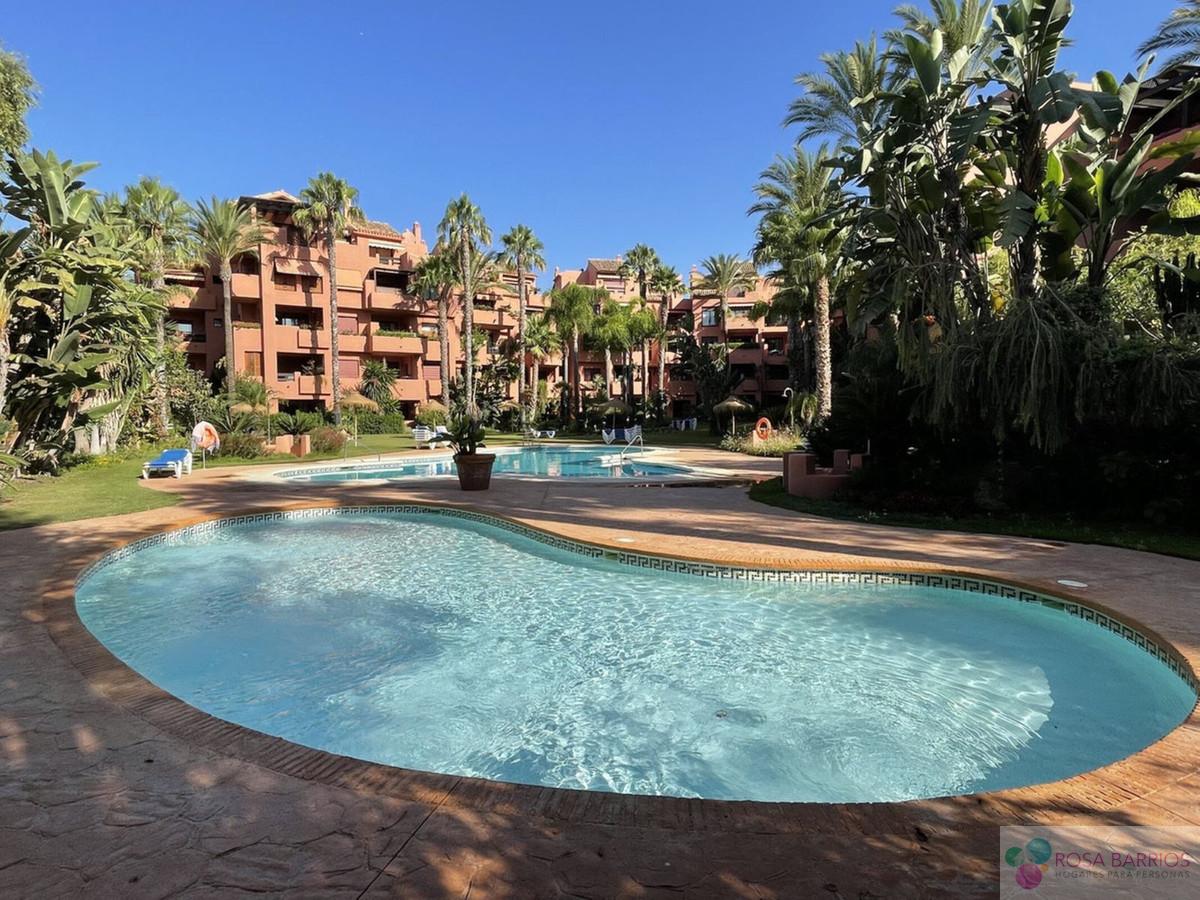 For sale of apartment in Marbella