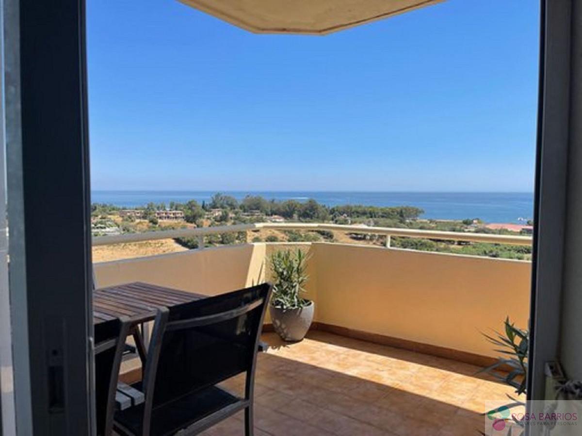 For sale of apartment in Estepona