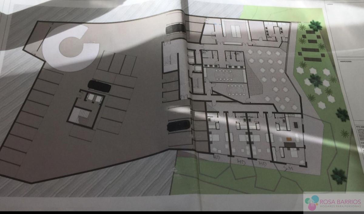 Venta de local comercial en Estepona