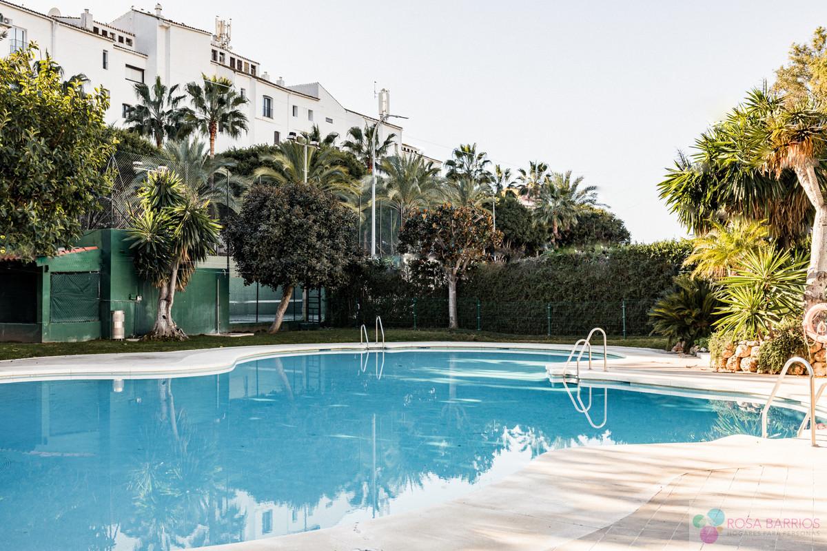 For sale of apartment in Puerto Banús