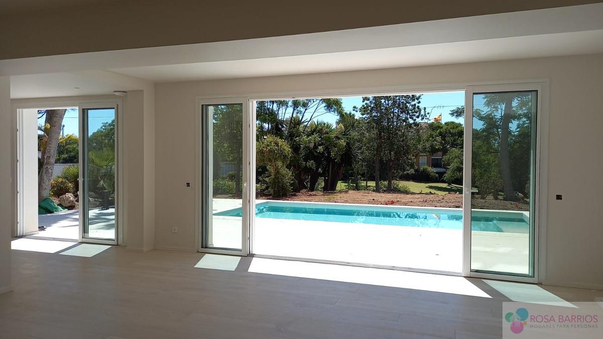 For sale of villa in Guadalmina Alta