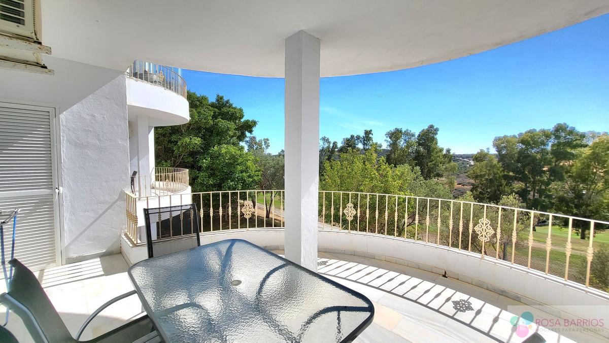 For sale of apartment in Estepona