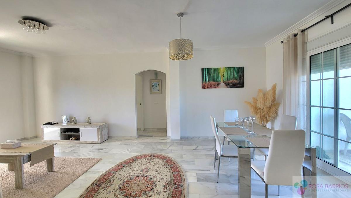 For sale of apartment in Estepona