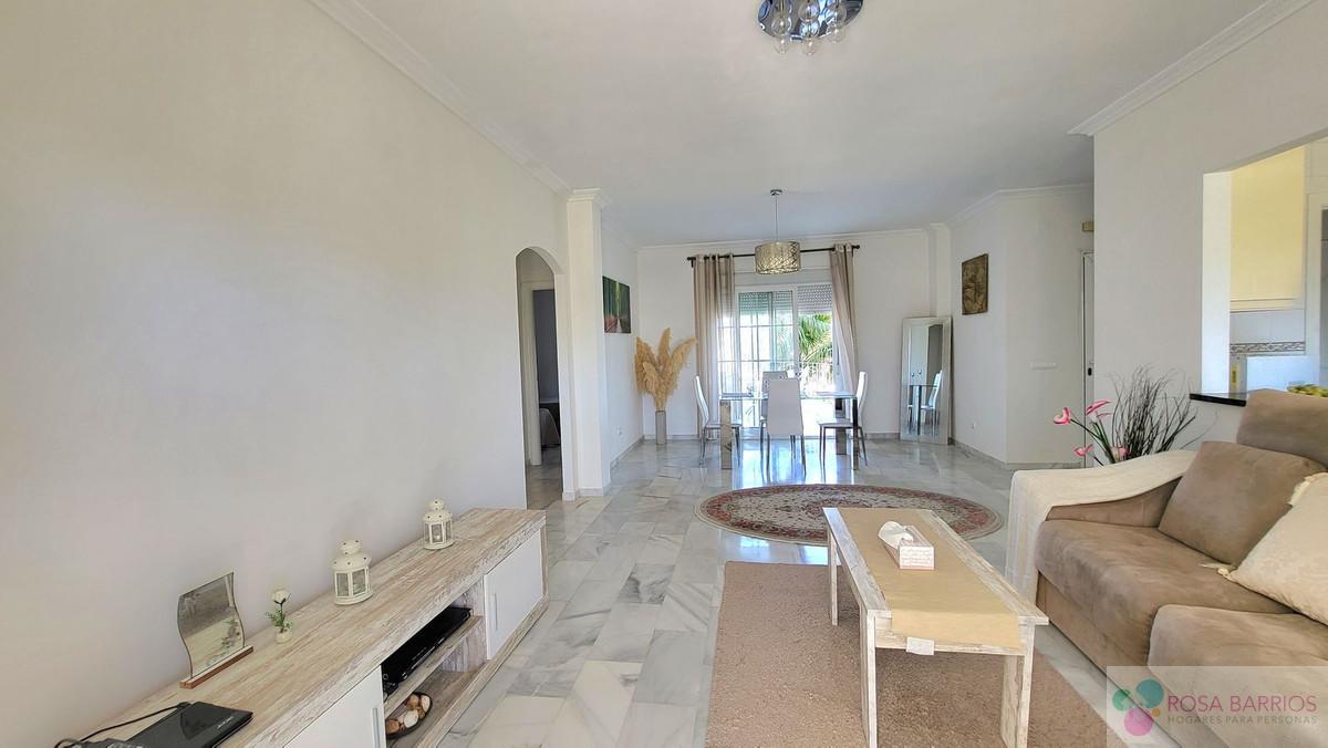 For sale of apartment in Estepona
