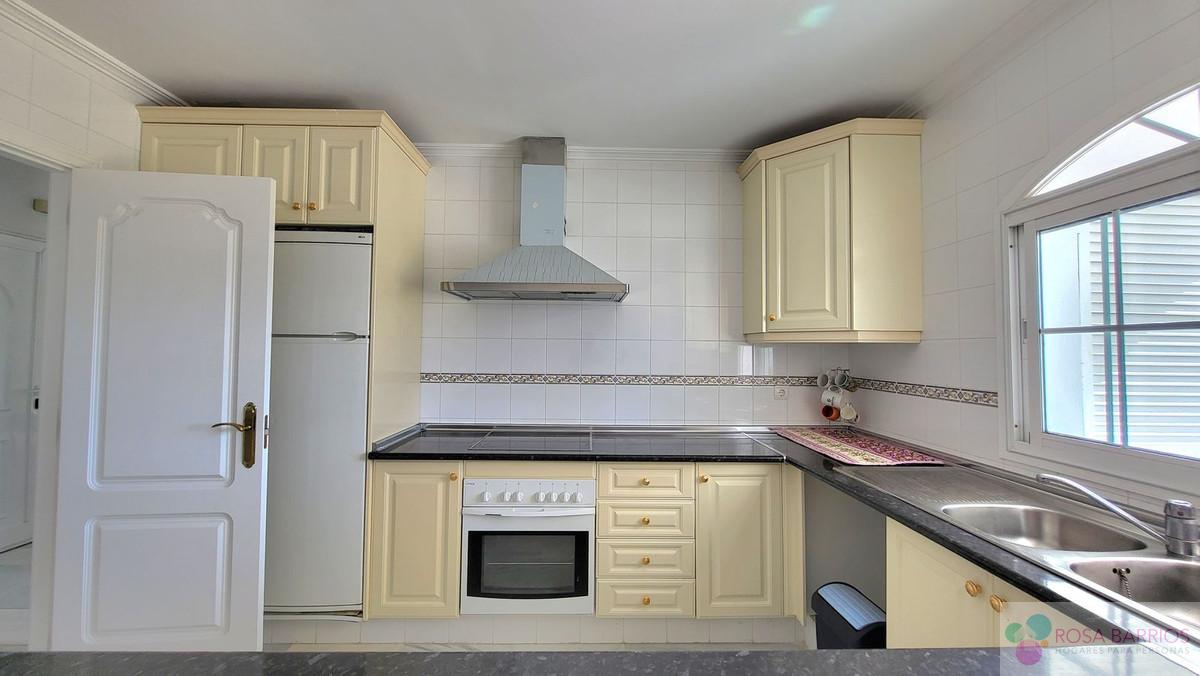For sale of apartment in Estepona