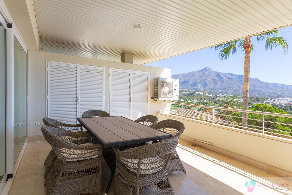 Zu verkaufen von appartement in
 Nueva Andalucía