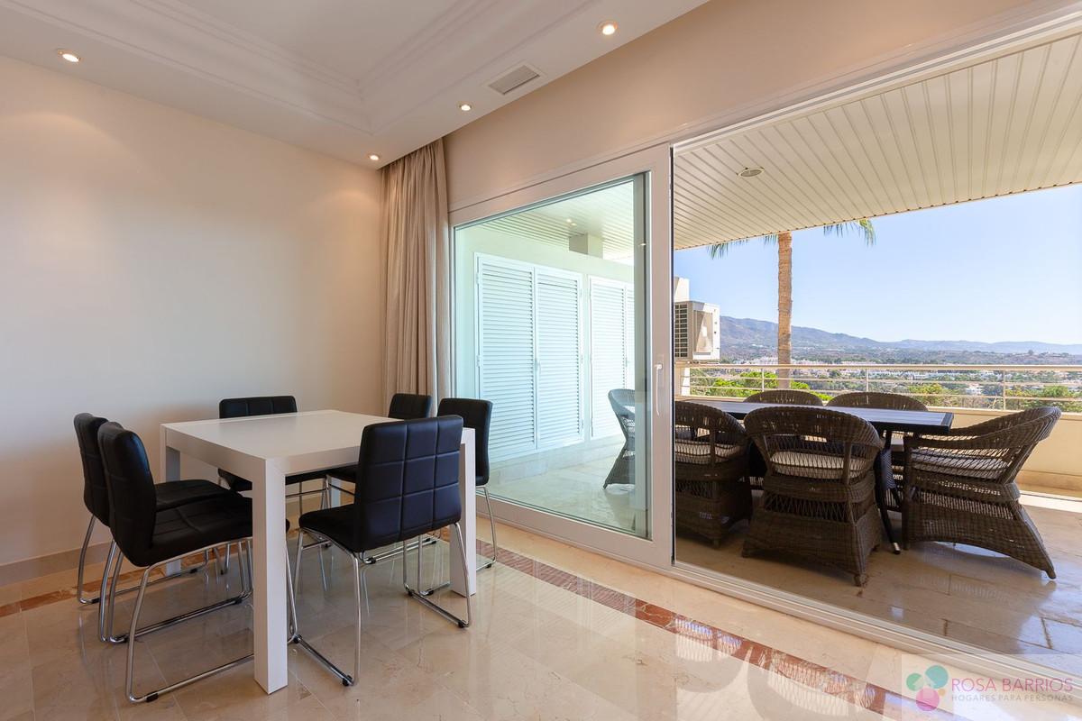 Zu verkaufen von appartement in
 Nueva Andalucía