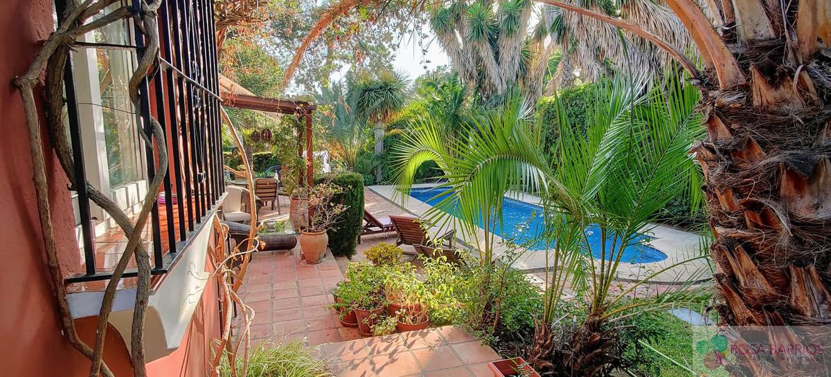 For sale of villa in Marbella