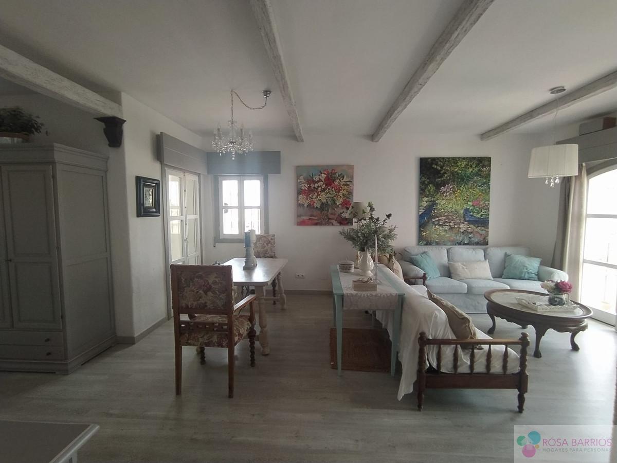 For sale of apartment in Puerto Banús