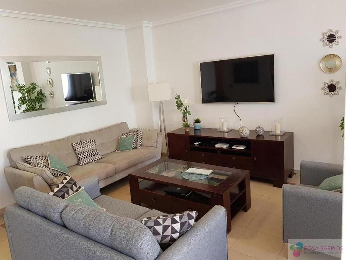 For sale of apartment in Nueva Andalucía