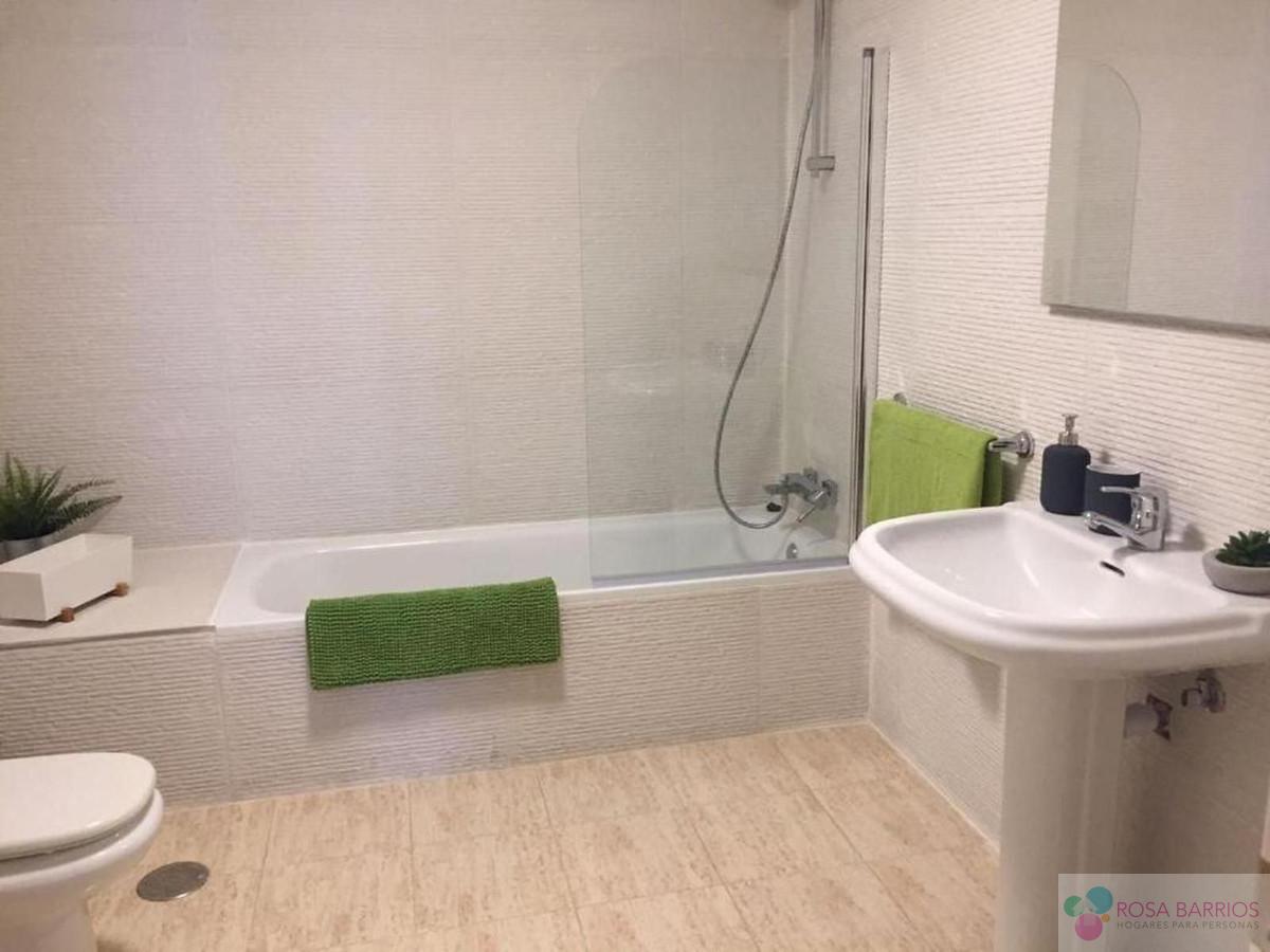 For sale of apartment in Nueva Andalucía