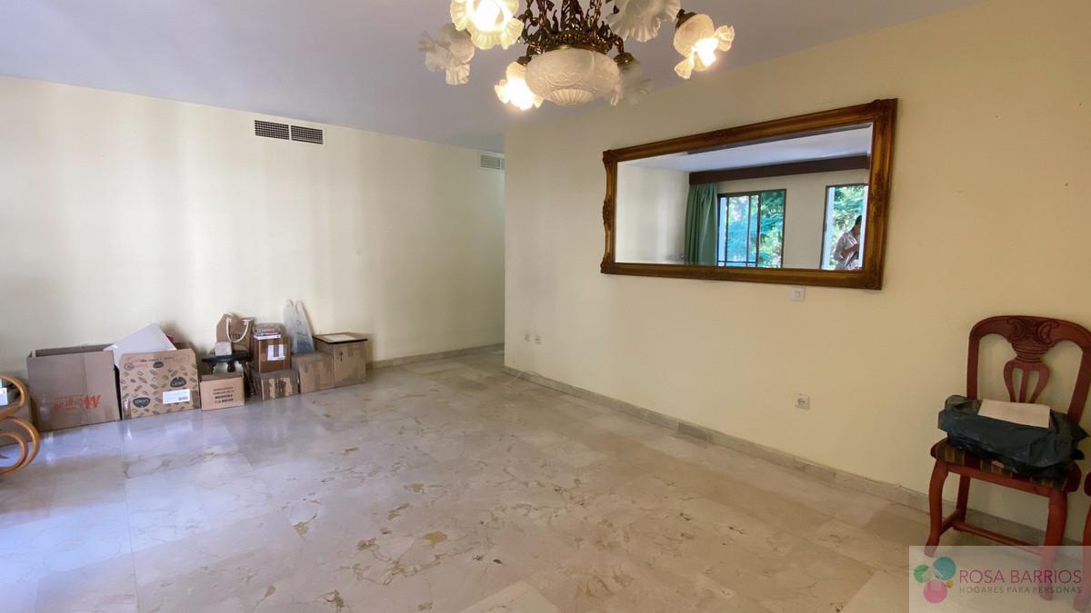 For sale of apartment in Marbella