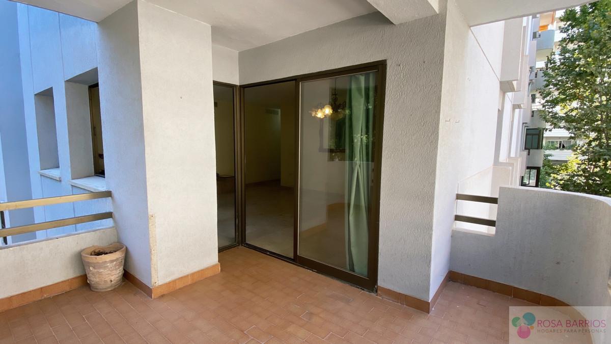For sale of apartment in Marbella