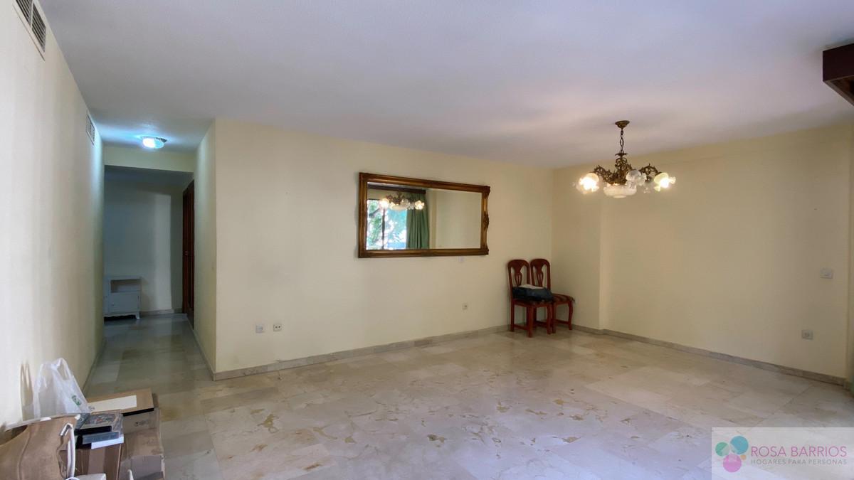 For sale of apartment in Marbella